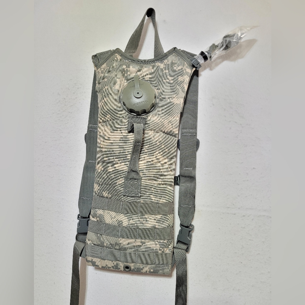 HYDRAMAX ARMY ACU MOLLE 3L CAMO HYDRATION CARRIER SYSTEM NWOT